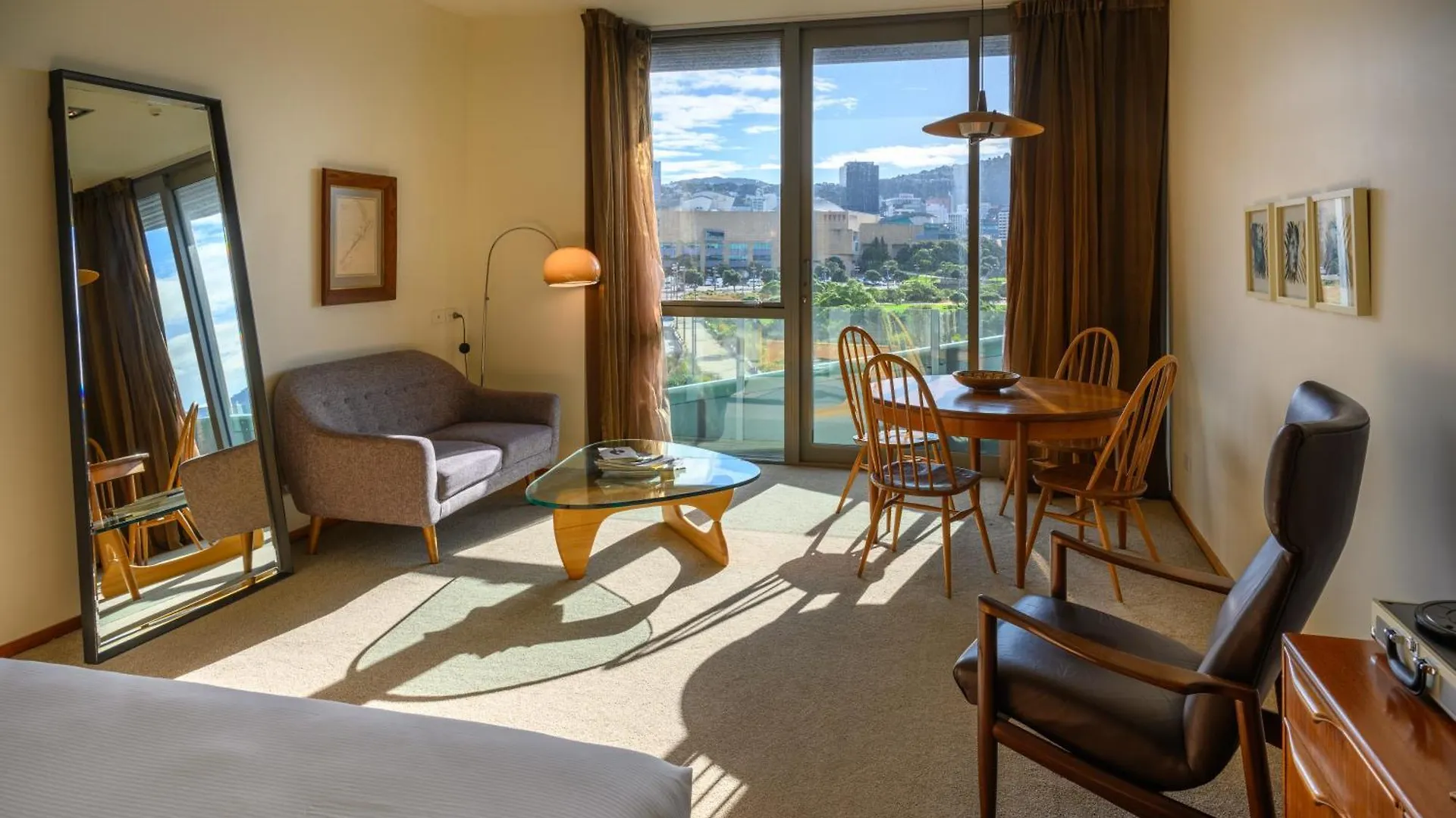 Ohtel Wellington Hotell